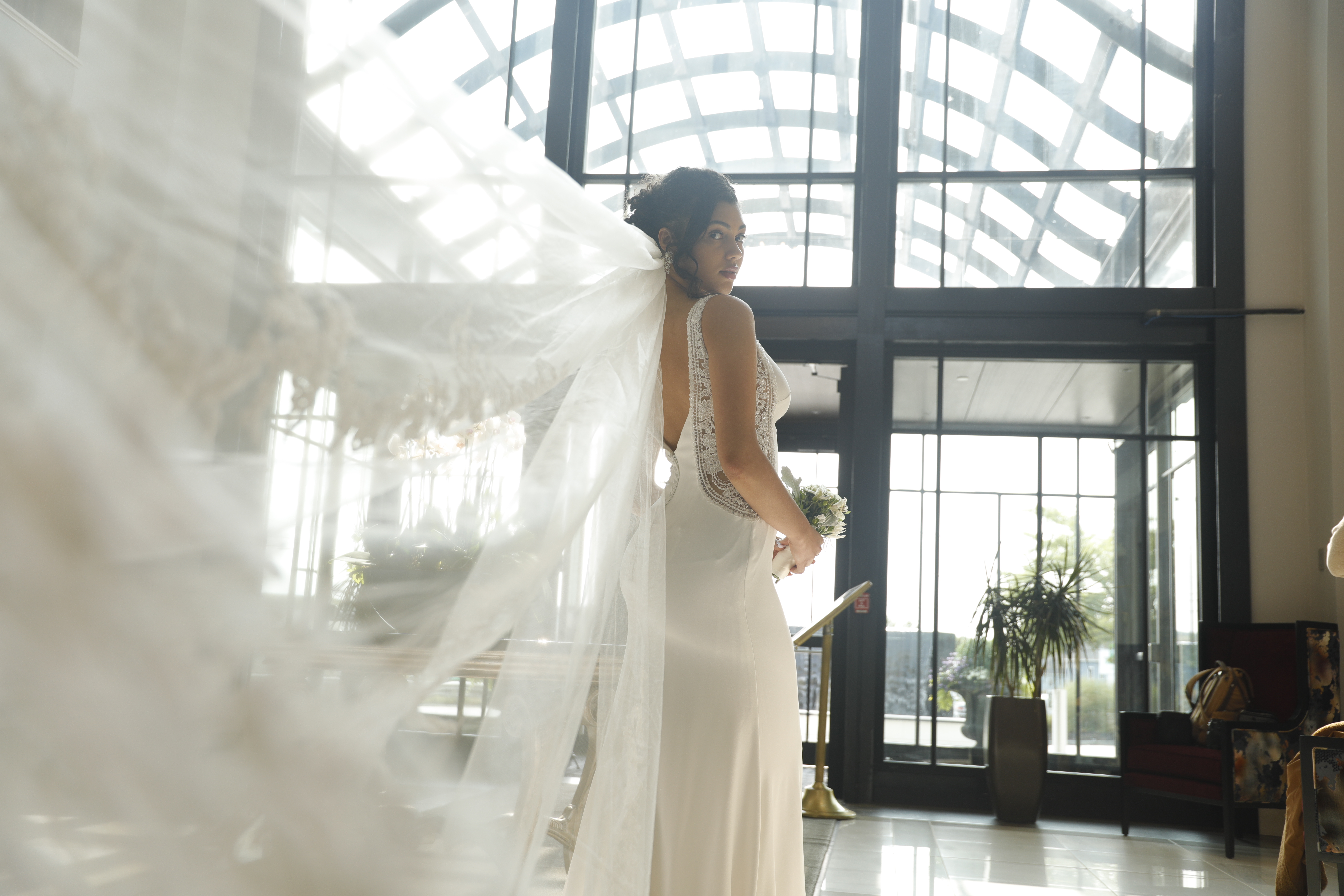 How To Plan A Micro Wedding Image