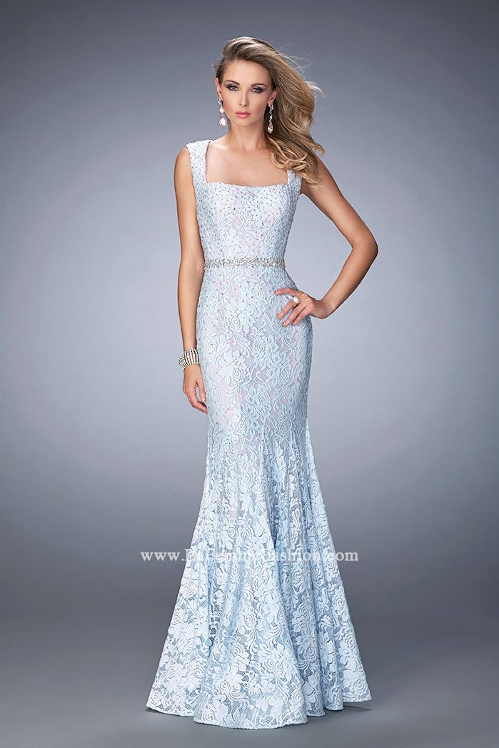 Modern Looks for Mothers of the Bride and Groom Image