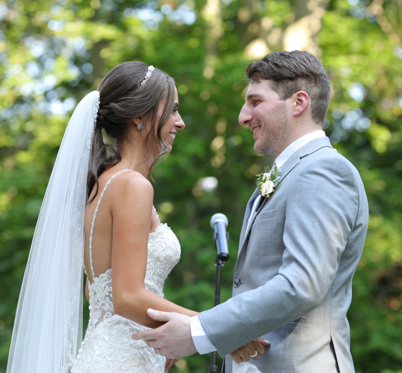 UNIQUE BRIDES